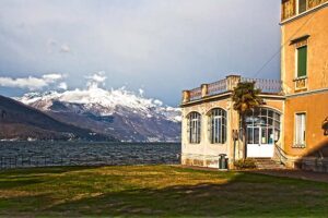 Luino “Citta dei comici”